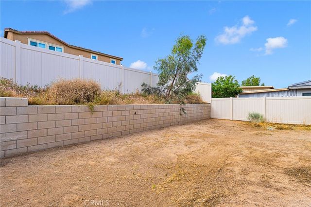 10760 Morgan Court, Hesperia, CA 92345