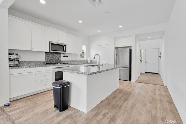 10760 Morgan Court, Hesperia, CA 92345