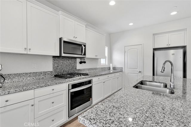 10760 Morgan Court, Hesperia, CA 92345