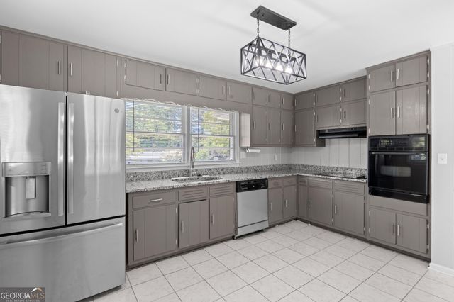 206 Evenview Circle, Jonesboro, GA 30236