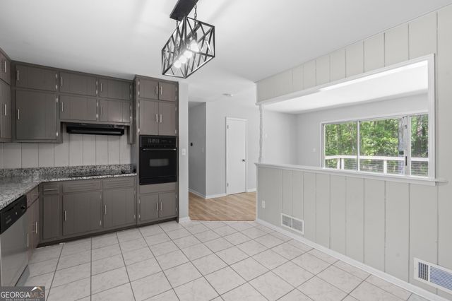 206 Evenview Circle, Jonesboro, GA 30236