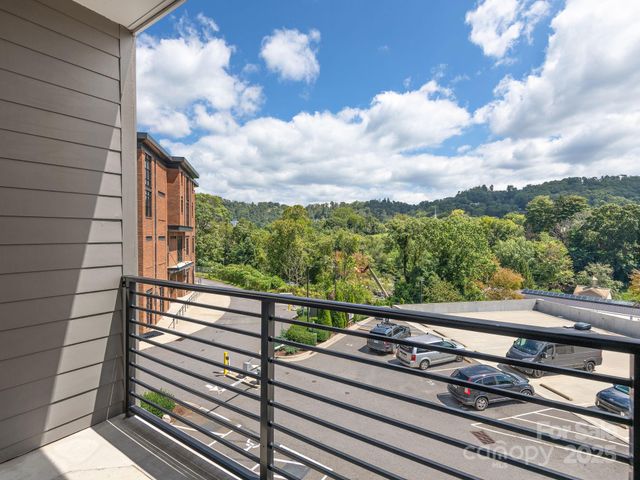 55 S Market Street 413, Asheville, NC 28801