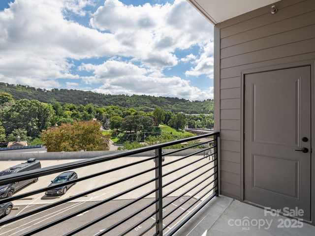 55 S Market Street 413, Asheville, NC 28801