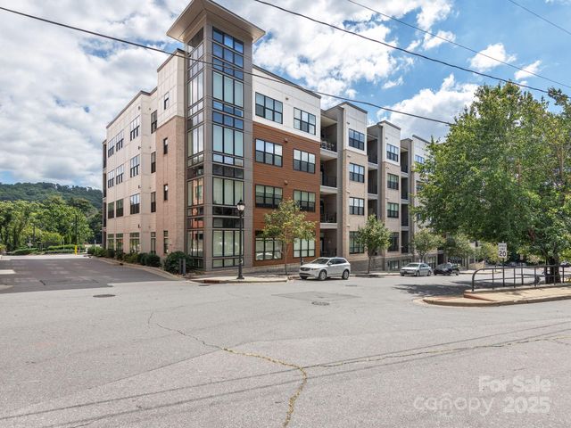 55 S Market Street 413, Asheville, NC 28801