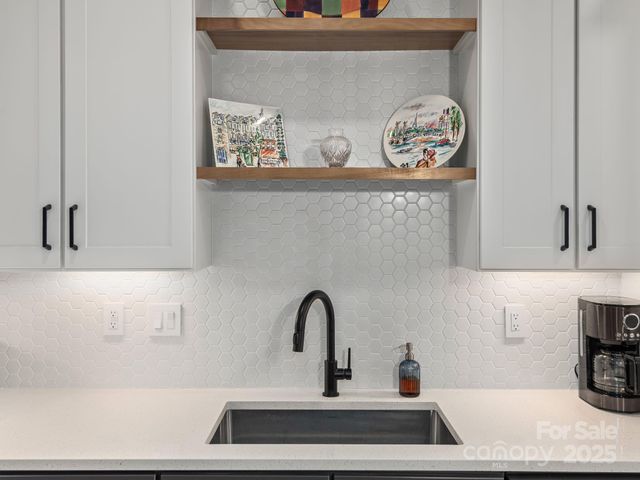 55 S Market Street 413, Asheville, NC 28801