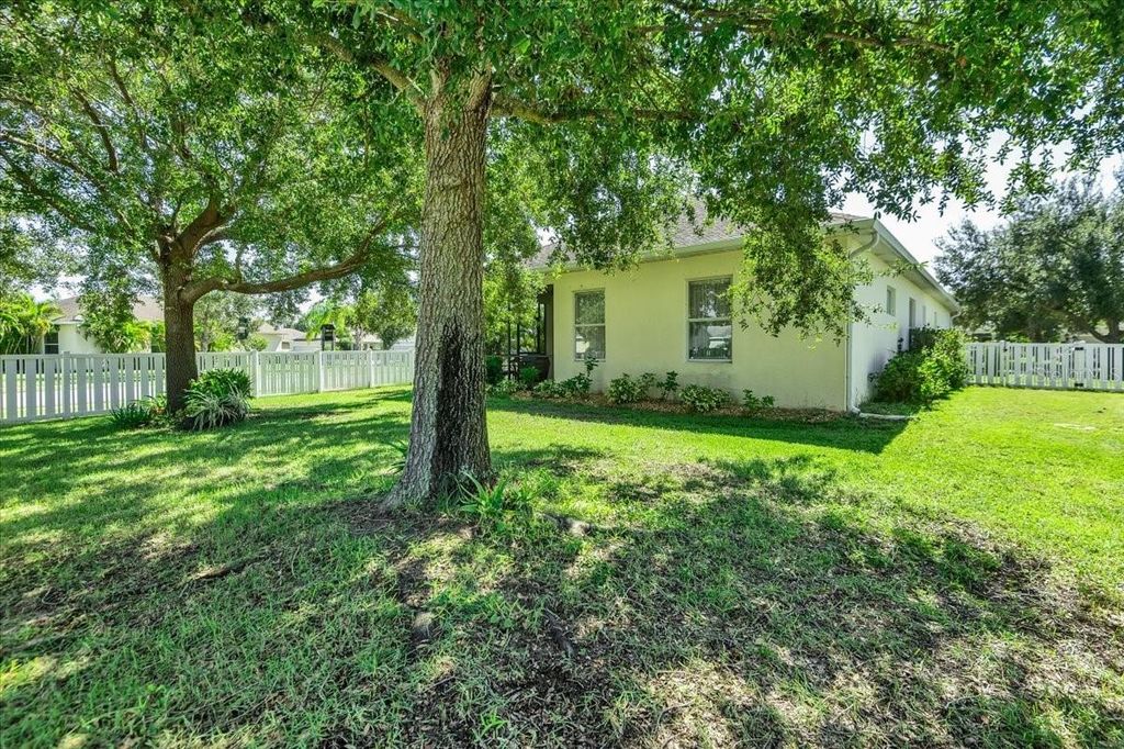 Image 23 of property listing at 11523 PIEDMONT PARK CROSSING, Bradenton, FL 34211
