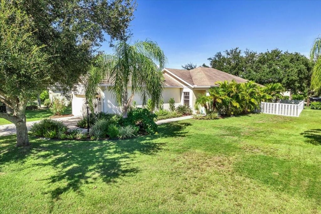 Image 27 of property listing at 11523 PIEDMONT PARK CROSSING, Bradenton, FL 34211