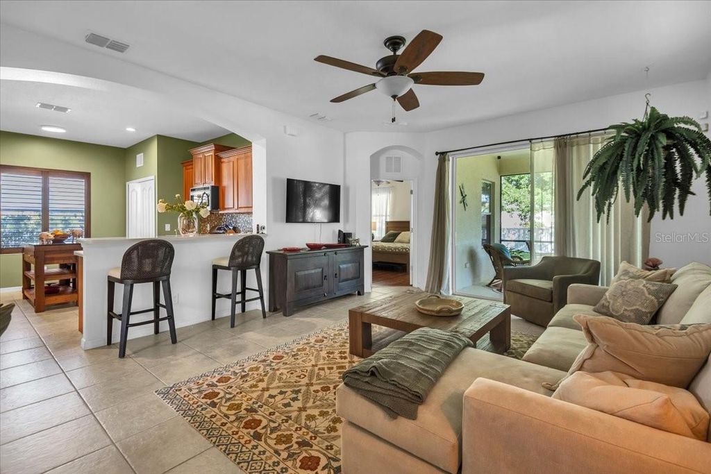 Image 4 of property listing at 11523 PIEDMONT PARK CROSSING, Bradenton, FL 34211