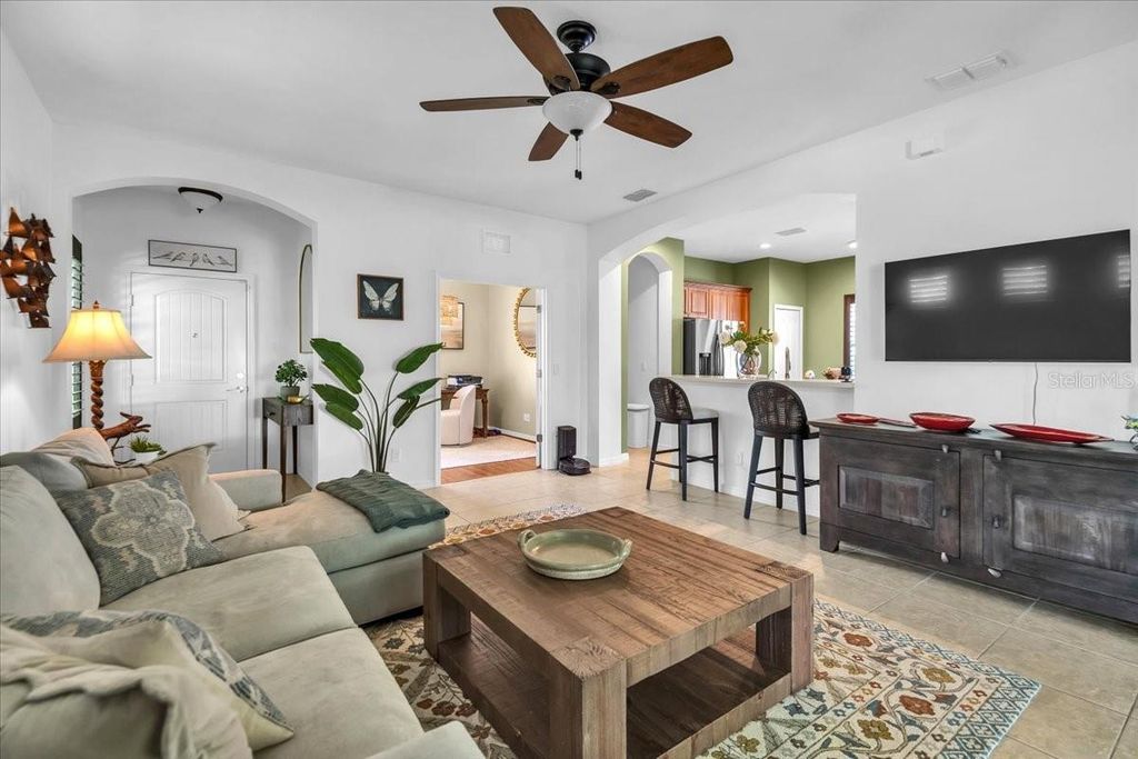 Image 7 of property listing at 11523 PIEDMONT PARK CROSSING, Bradenton, FL 34211