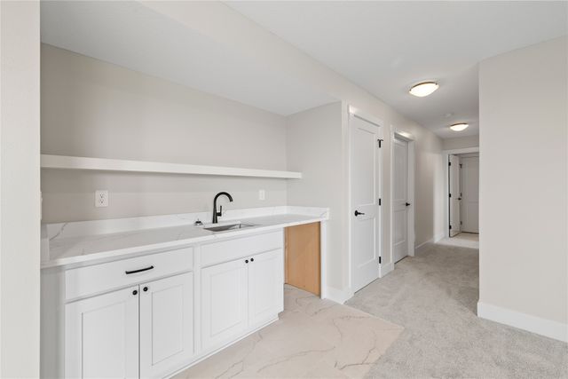 8125 Buckley Street, Johnston, IA 50131