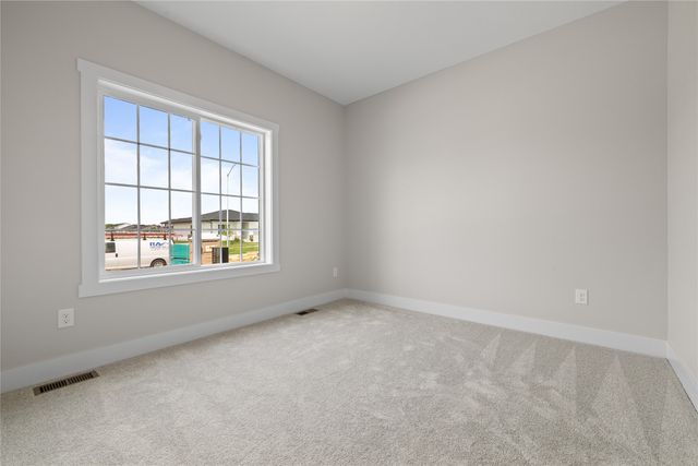 8125 Buckley Street, Johnston, IA 50131