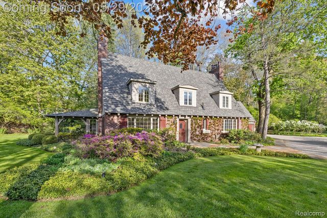18234 Arselot Drive, Northville Township, MI 48168