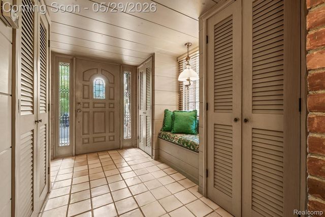 18234 Arselot Drive, Northville Township, MI 48168