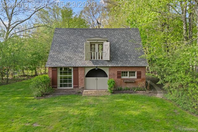 18234 Arselot Drive, Northville Township, MI 48168