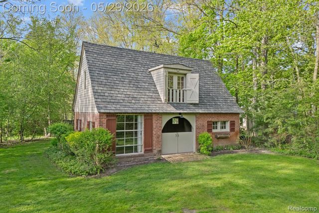 18234 Arselot Drive, Northville Township, MI 48168