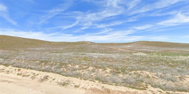 15000 San Francisquito, Fairmont, CA 93536