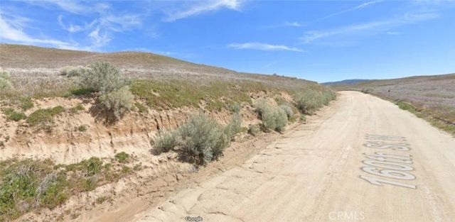 15000 San Francisquito, Fairmont, CA 93536