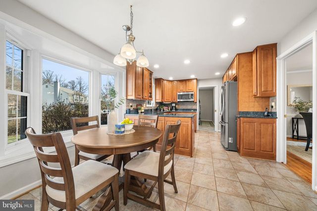 2613 LEMONTREE LN, Vienna, VA 22181