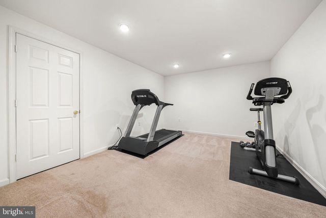 2613 LEMONTREE LN, Vienna, VA 22181