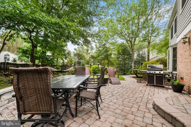 2613 LEMONTREE LN, Vienna, VA 22181