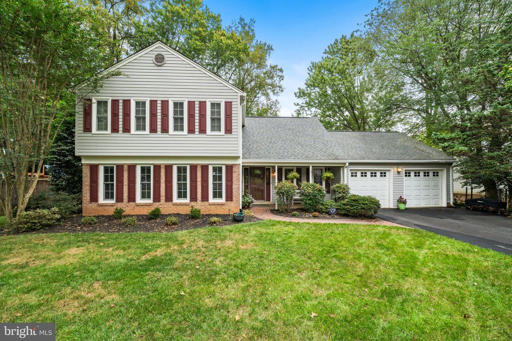 2613 LEMONTREE LN, Vienna, VA 22181