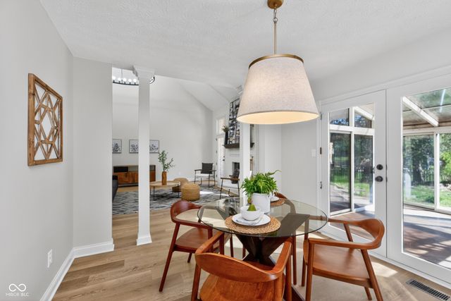 6079 Timberbend Drive, Avon, IN 46123