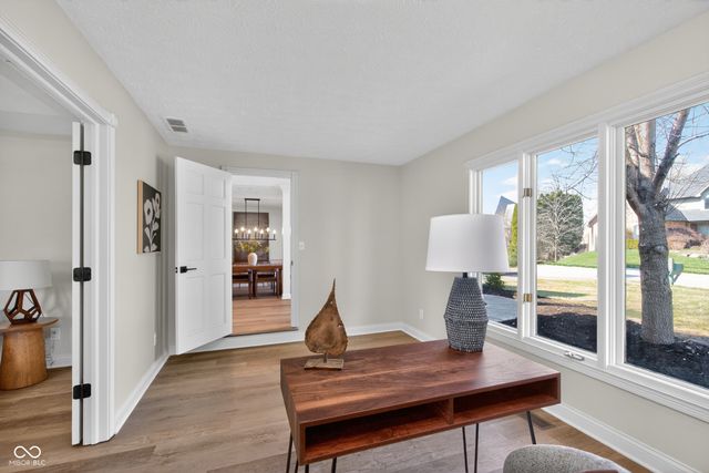 6079 Timberbend Drive, Avon, IN 46123