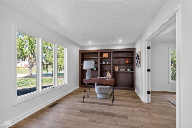 6079 Timberbend Drive, Avon, IN 46123