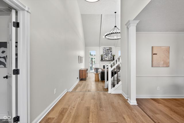 6079 Timberbend Drive, Avon, IN 46123