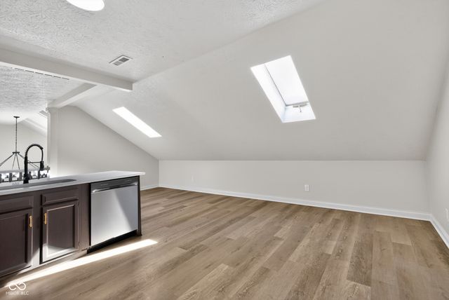 6079 Timberbend Drive, Avon, IN 46123