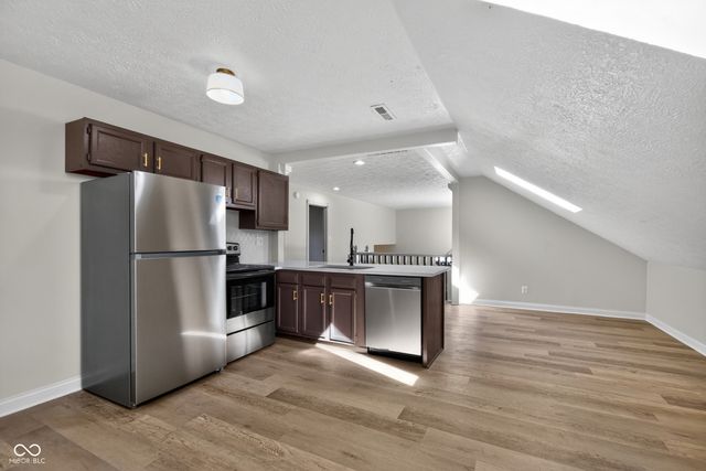 6079 Timberbend Drive, Avon, IN 46123