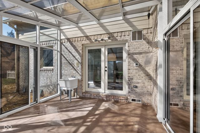 6079 Timberbend Drive, Avon, IN 46123