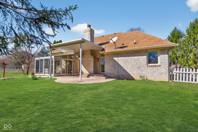 6079 Timberbend Drive, Avon, IN 46123