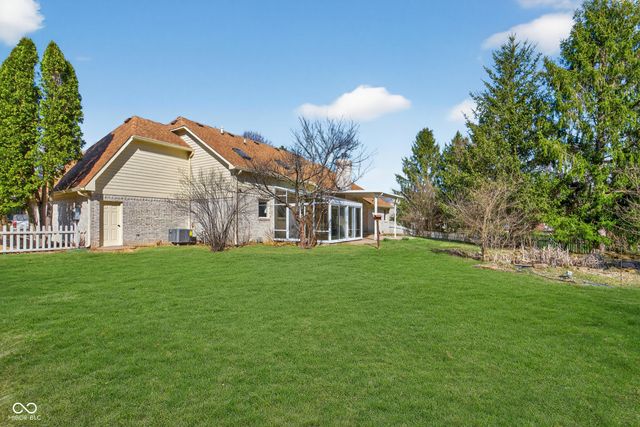 6079 Timberbend Drive, Avon, IN 46123