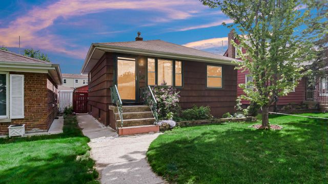 3813 Henry Avenue, Hammond, IN 46327