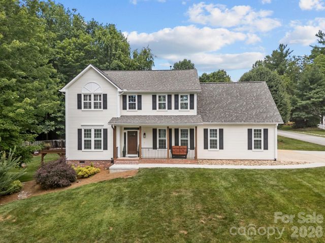 200 Windsor Forest Circle, Fletcher, NC 28732