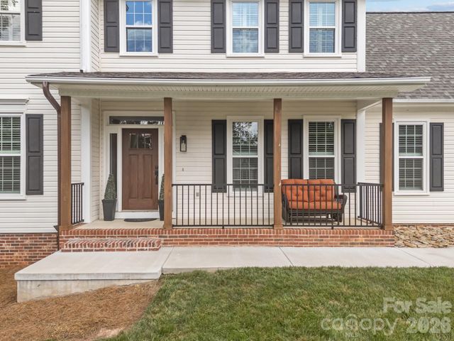 200 Windsor Forest Circle, Fletcher, NC 28732