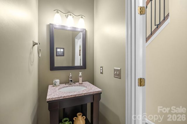 200 Windsor Forest Circle, Fletcher, NC 28732