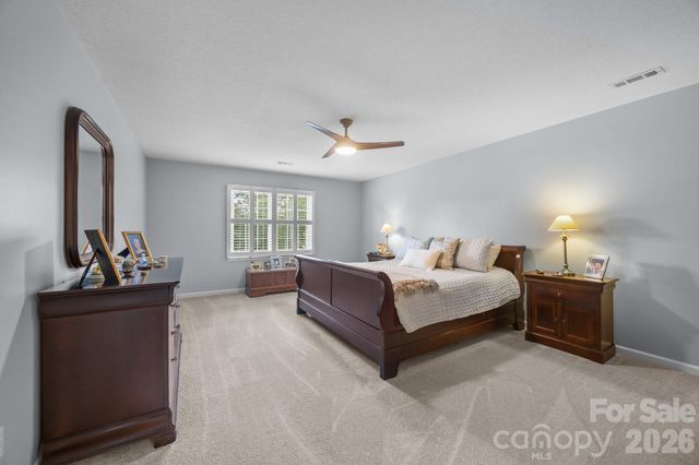 200 Windsor Forest Circle, Fletcher, NC 28732