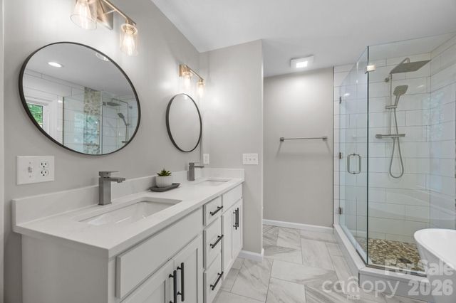 200 Windsor Forest Circle, Fletcher, NC 28732