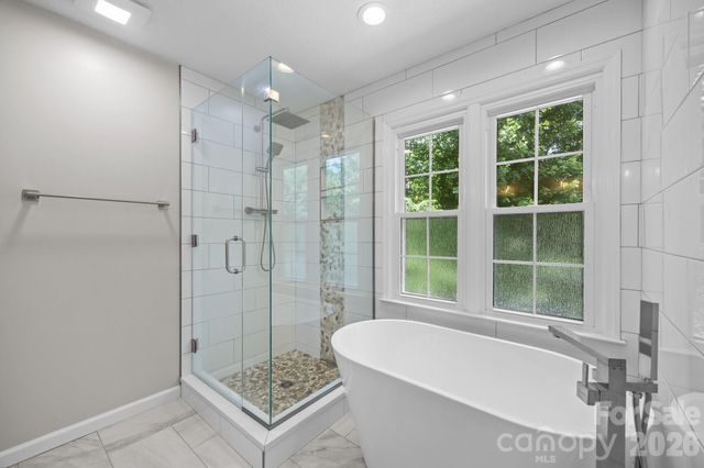 200 Windsor Forest Circle, Fletcher, NC 28732