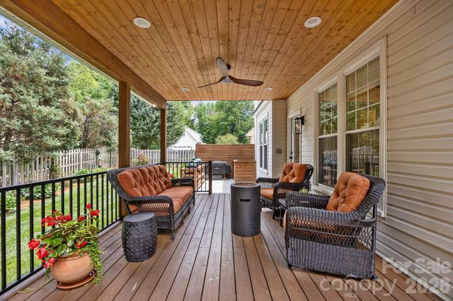 200 Windsor Forest Circle, Fletcher, NC 28732