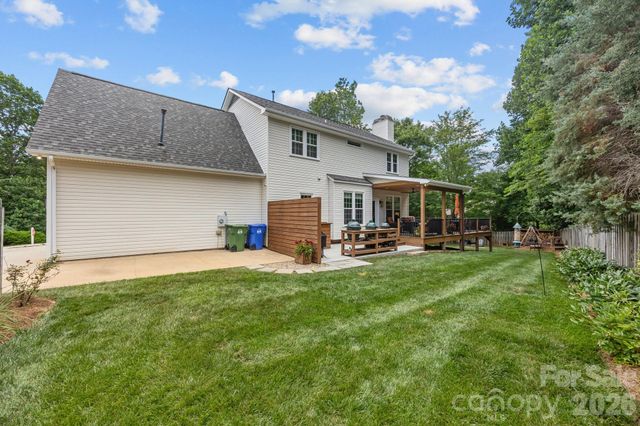 200 Windsor Forest Circle, Fletcher, NC 28732