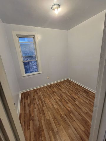 4504 S Paulina Street, Chicago, IL 60609