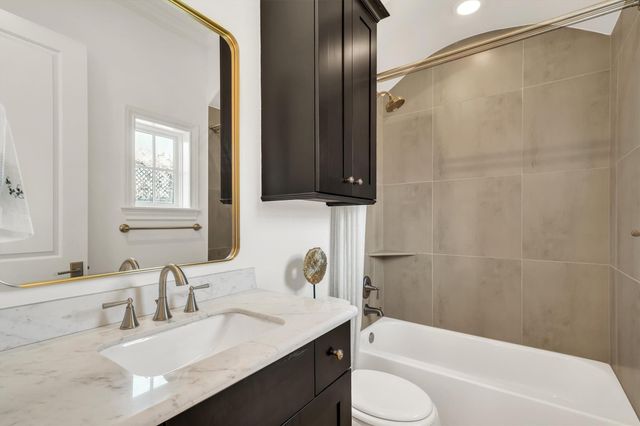 1216 Mosaico Lane, Houston, TX 77055