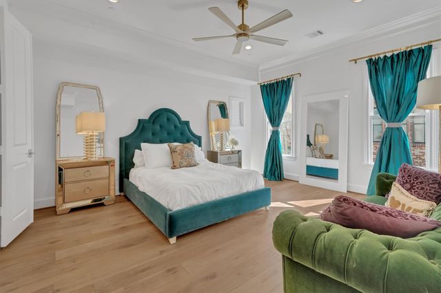 1216 Mosaico Lane, Houston, TX 77055