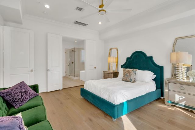 1216 Mosaico Lane, Houston, TX 77055