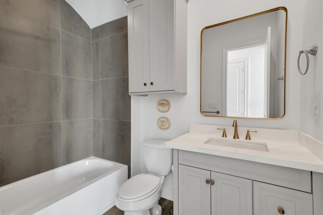 1216 Mosaico Lane, Houston, TX 77055