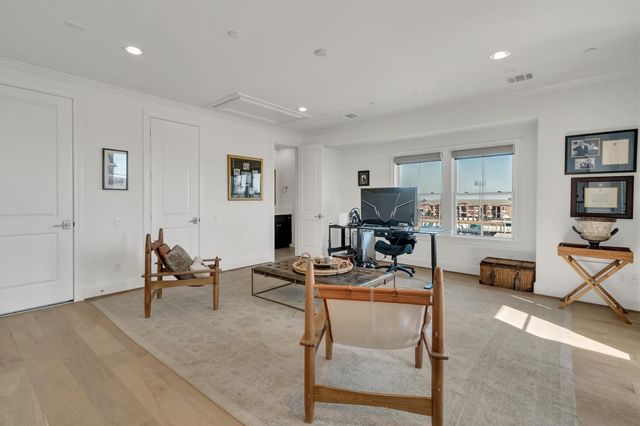 1216 Mosaico Lane, Houston, TX 77055