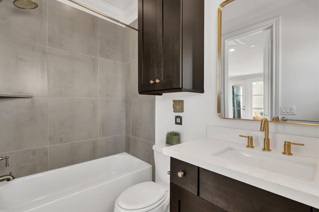 1216 Mosaico Lane, Houston, TX 77055